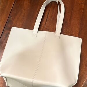 TanTote faux leather tote bag